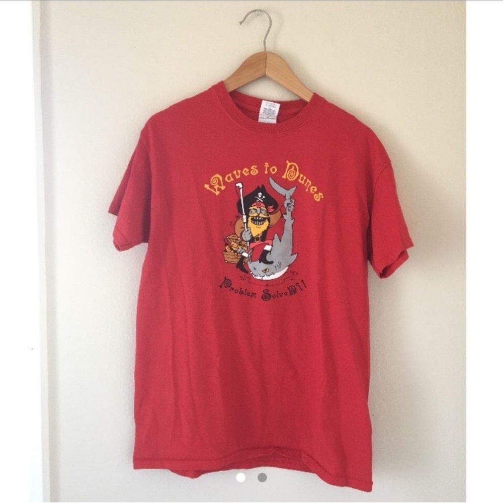 💛Comic Red Graphic Tee